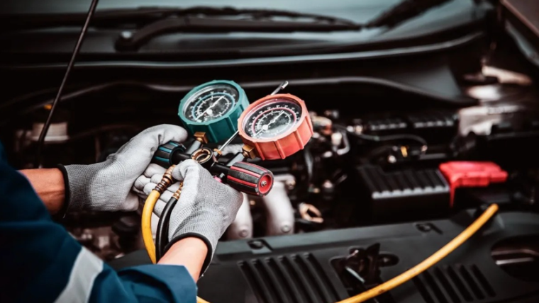 Kas yra kondicionieriaus pildymas ir kaip jis atliekamas