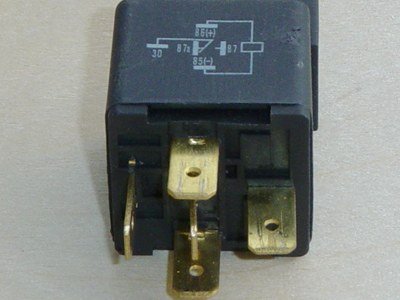 Automobilio relė Automobilio relė